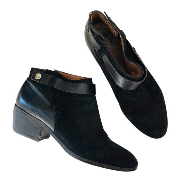 MADEWELL Charley Black Suede Snap Leather Ankle Heeled Booties Boots Women's 7 - Picture 1 of 9